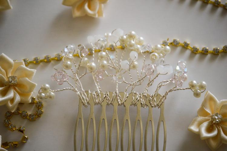 Pearl Sprig Comb (short) by GIft Princess Design 2