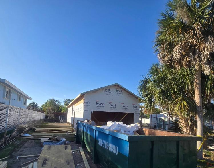 House Tyvek 2